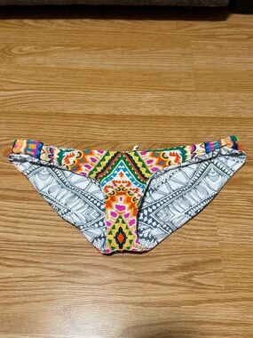 Rip Curl Black and Cream Floral Swim Top